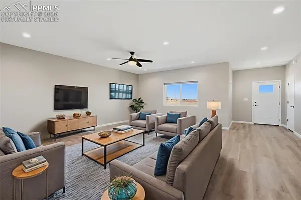 1619 N Calle Rosa DR, Pueblo, CO 81007