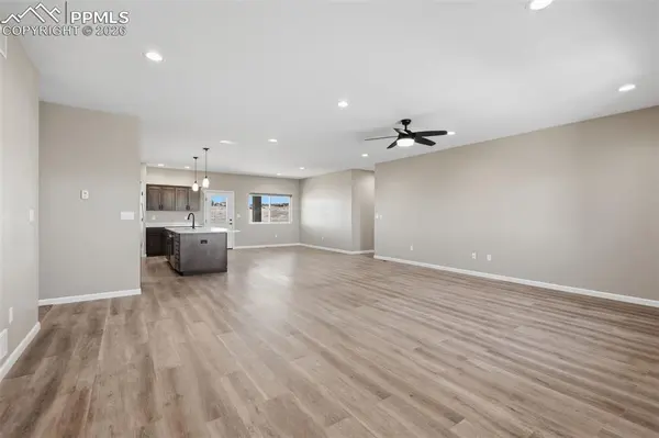 1619 N Calle Rosa DR, Pueblo, CO 81007