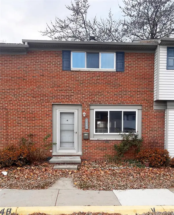 25843 Salem #48, Roseville, MI 48066