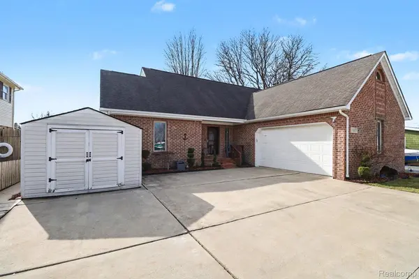 7277 Cardinal ST, Clay Township, MI 48001