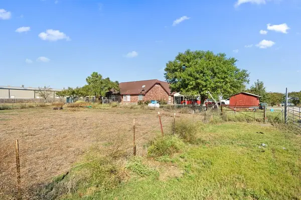 712 E Cook Street, Josephine, TX 75189