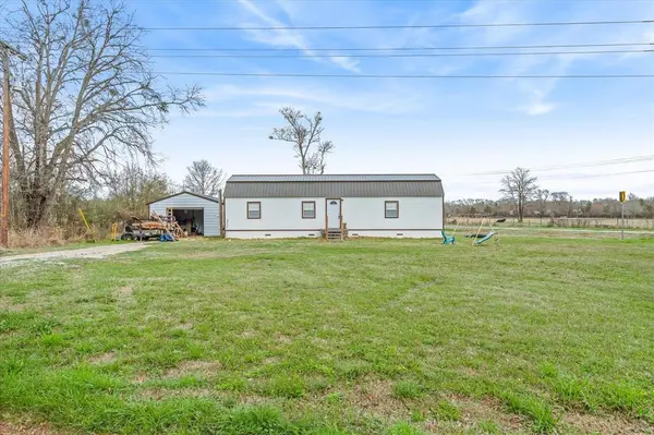 20675 County Road 3411, Chandler, TX 75758