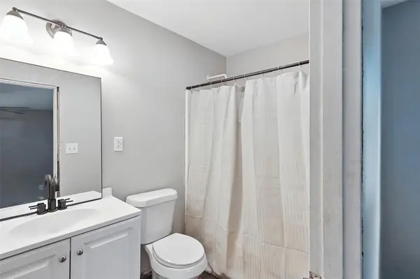 2025 Amelia, Shreveport, LA 71108