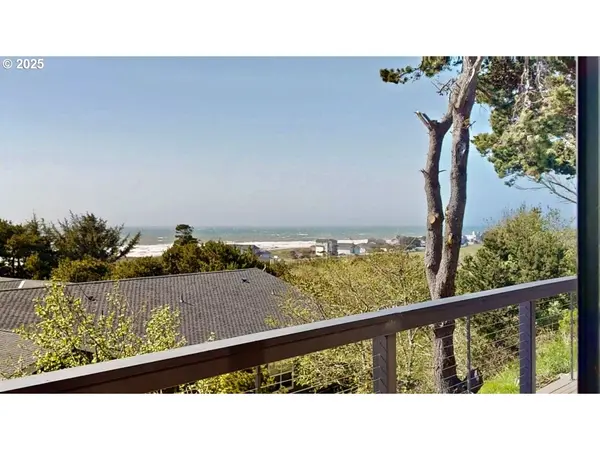 Gold Beach, OR 97444,30408 SAWYER WAY