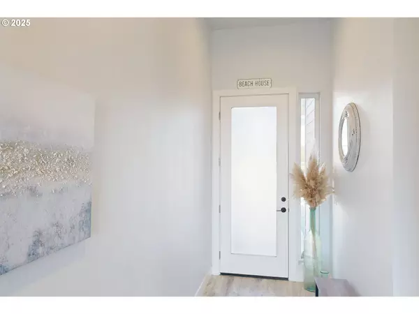 Gold Beach, OR 97444,30408 SAWYER WAY