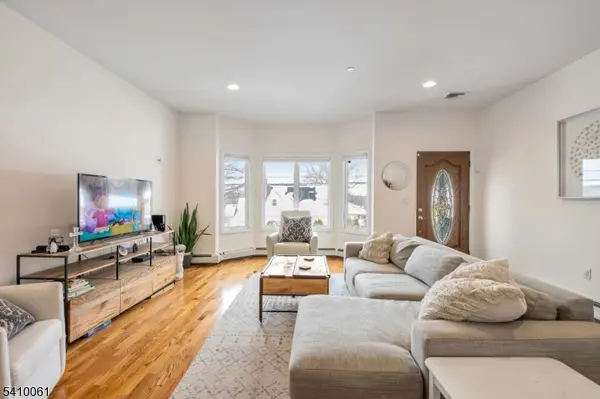 682 Greeley Ave #A, Fairview Boro, NJ 07022