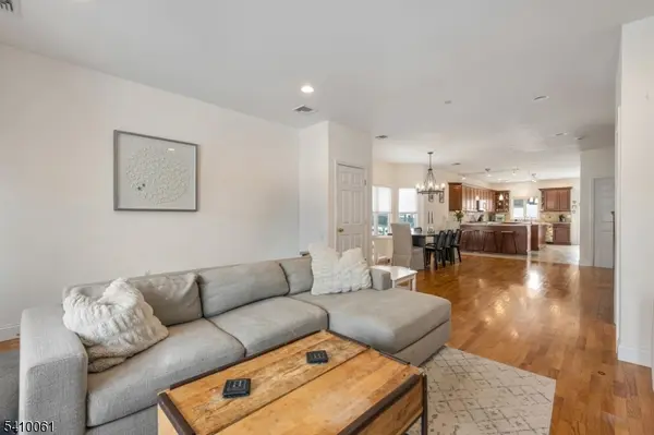 682 Greeley Ave #A, Fairview Boro, NJ 07022