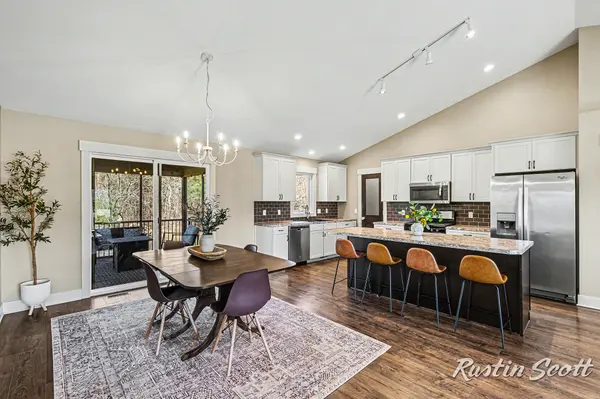 5573 Stanton Woods DR, Blendon Twp, MI 49426