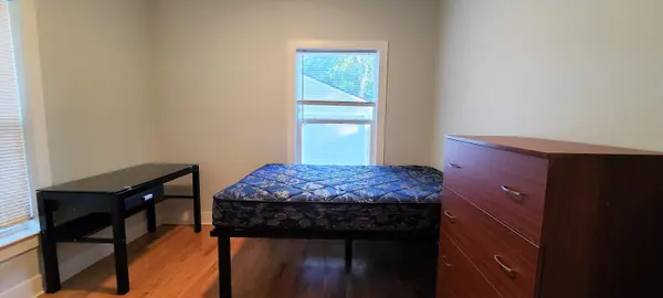 1208 E University, Annarborcity_washtenaw, MI 48104