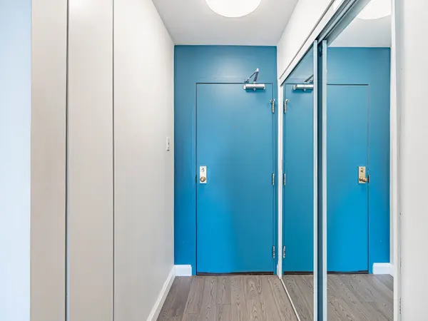 456 College ST #301, Toronto C01, ON M6G 4A3