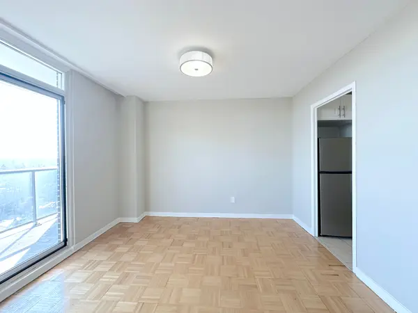 26 Carluke CRES #1008, Toronto C12, ON M2L 2J2