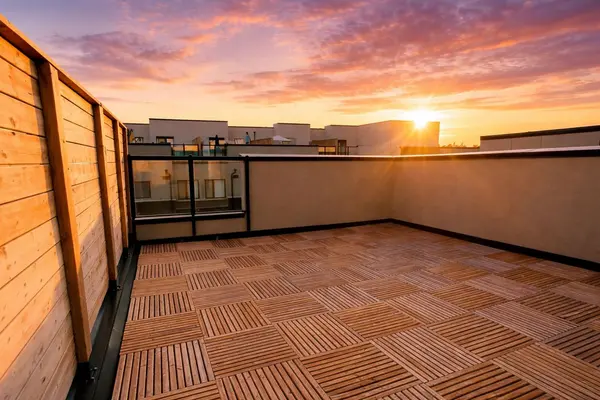 1555 Kingston RD #324, Pickering, ON L1V 1C2