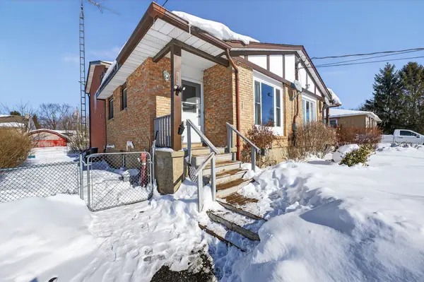 104 Purdy RD, Loyalist, ON K0H 1G0