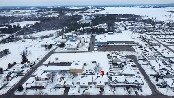 94 Thomas ST S, Arnprior, ON K7S 3R2