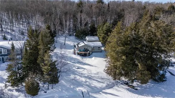 1056 Inawendawin RD, Lake Of Bays, ON P0B 1A0