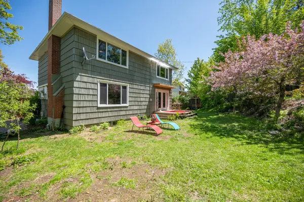 3 Huron ST, Deep River, ON K0J 1P0