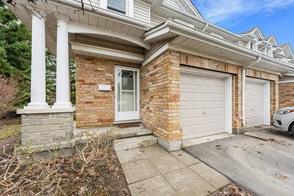66 Rodgers RD #37, Guelph, ON N1G 4Y5