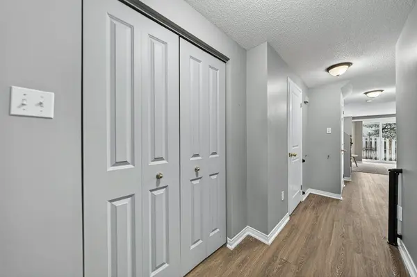 66 Rodgers RD #37, Guelph, ON N1G 4Y5