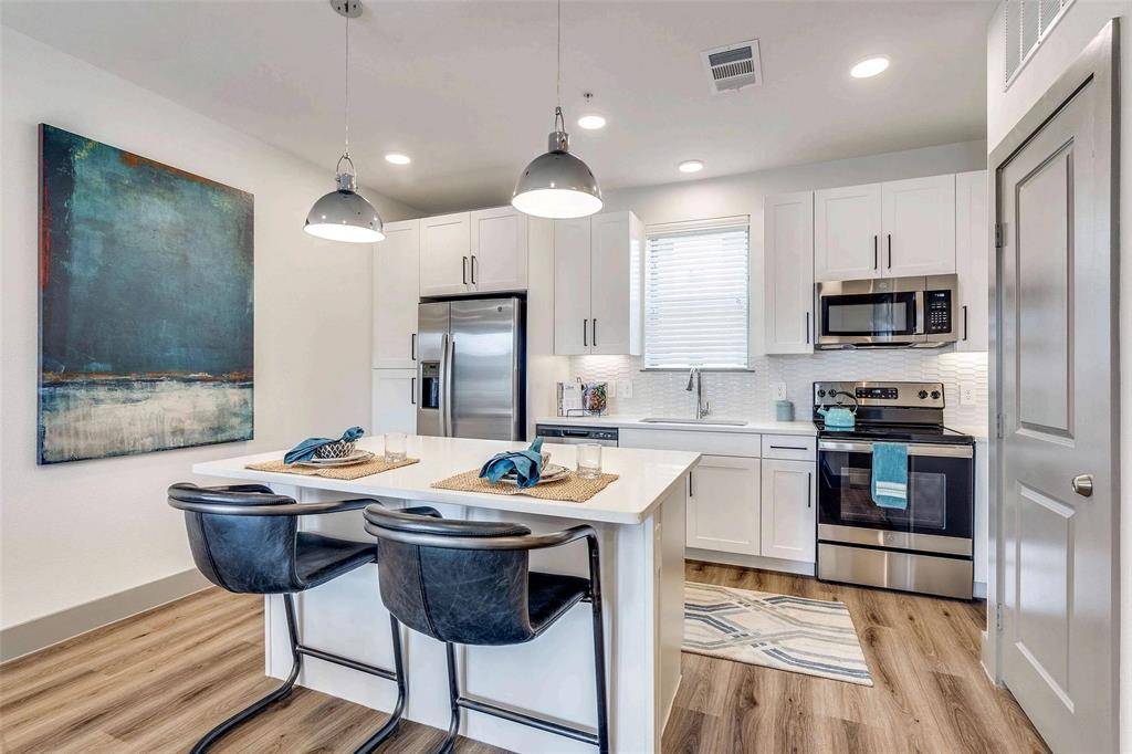 4020 McEwen Road #9123, Farmers Branch, TX 75244