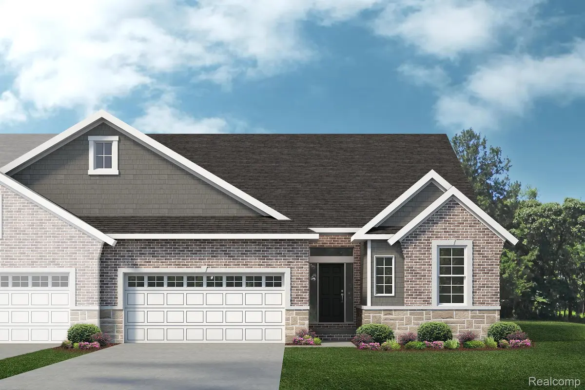 61612 Empire RD, Lyon Charter Township, MI 48178