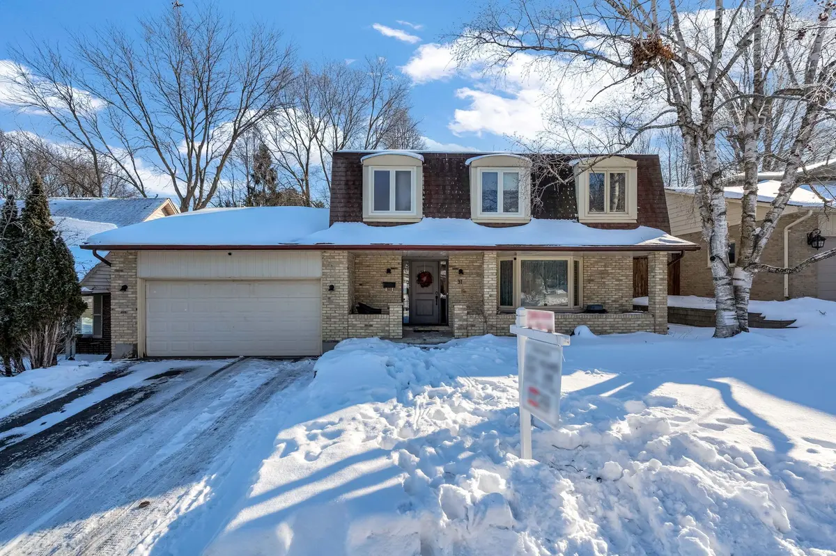 31 Foxcroft CRES, London South, ON N6K 3A3