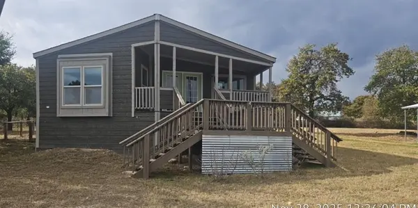 221 Farmhouse Road, Springtown, TX 76082