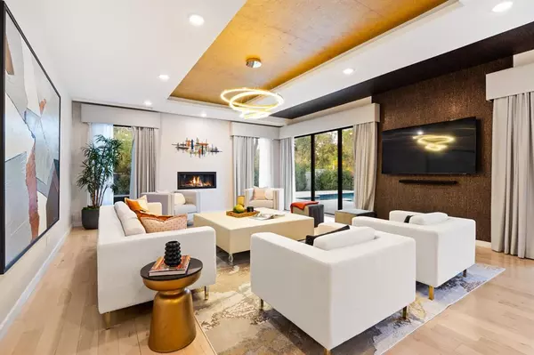 Dallas, TX 75229,10225 Betty Jane Lane