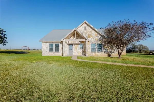 8500 Nix Road, Tolar, TX 76476