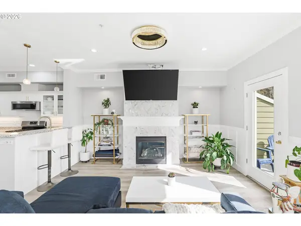 2808 NW KENNEDY CT, Portland, OR 97229