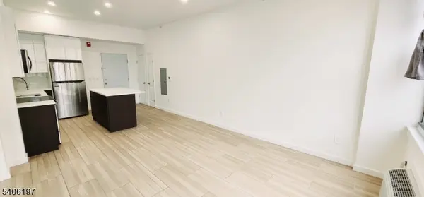 30 Howe Ave, Passaic City, NJ 07055