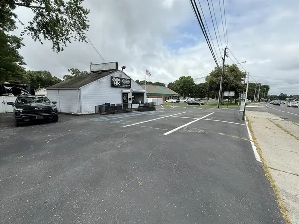 262 Middle Country RD, Selden, NY 11784