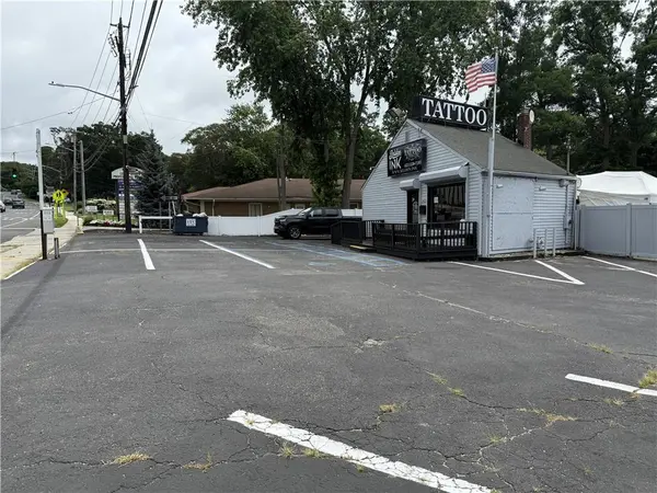 262 Middle Country RD, Selden, NY 11784