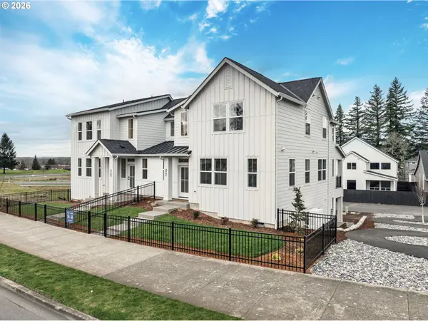 4751 NW Camas Meadows DR, Camas, WA 98607