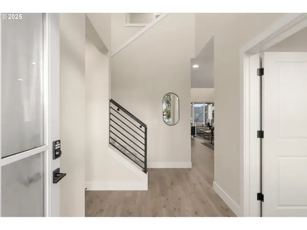 4751 NW Camas Meadows DR, Camas, WA 98607