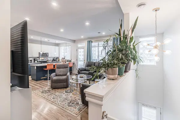 4307 Seton DR SE, Calgary, AB T3M 3A7