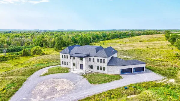 6196 Ravenshoe RD, Georgina, ON L9P 1R2