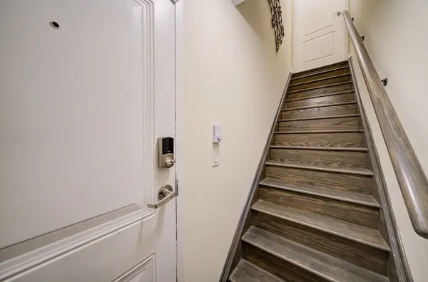 10 Westmeath LN #2209, Markham, ON L6B 1N5