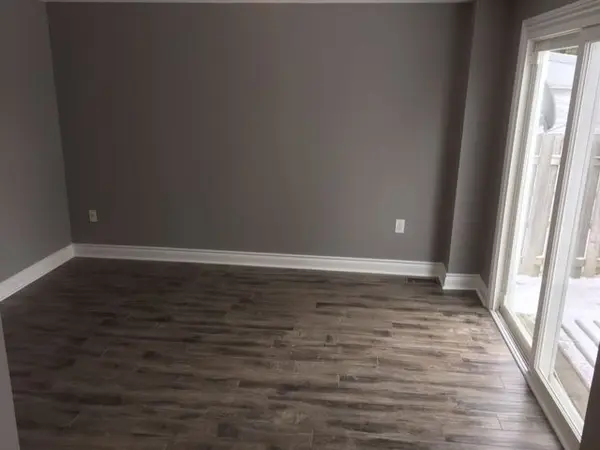 61 Corbett DR, Barrie, ON L4M 5V6