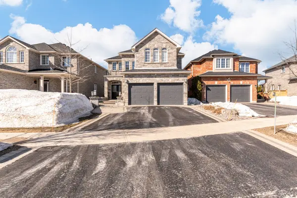 36 Auburn CT, Barrie, ON L4N 6G9