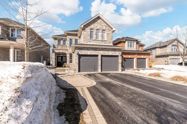 36 Auburn CT, Barrie, ON L4N 6G9