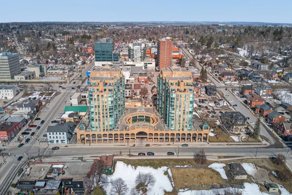 150 Dunlop ST E #1005, Barrie, ON L4M 6H1