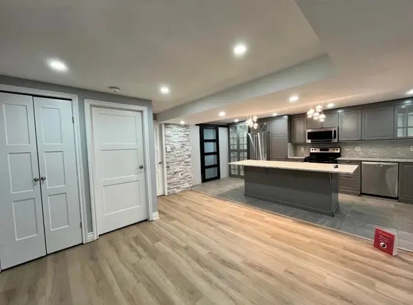 36 Neptune CT #Lower, Brampton, ON L6S 4H3