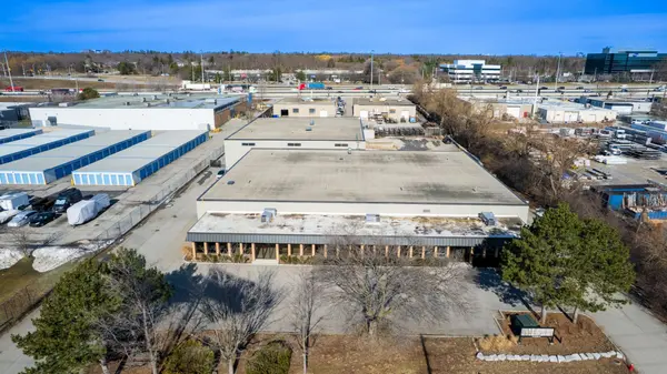 475 Wyecroft RD, Oakville, ON L6K 2H2