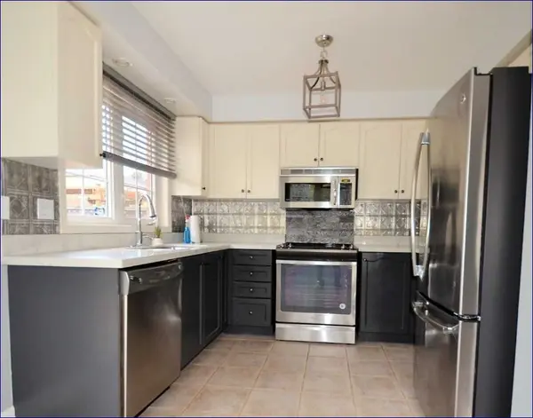 5665 Flora AVE, Burlington, ON L7L 6X4