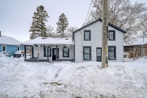 123 Charles ST E, Ingersoll, ON N5C 1J9