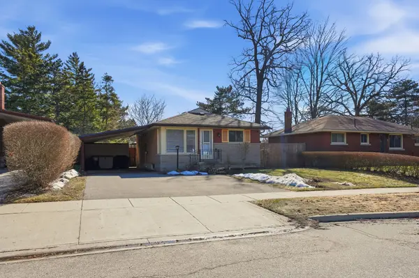 11 ALISON AVE, Waterloo, ON N1R 1M8