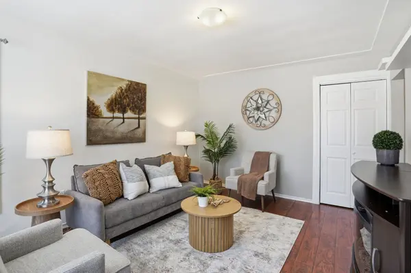 11 ALISON AVE, Waterloo, ON N1R 1M8