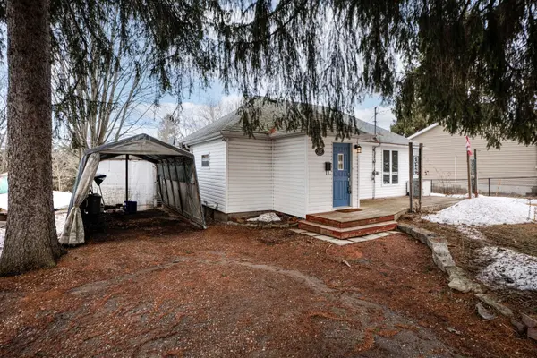 142 Hellen ST, Leeds And The Thousand Islands, ON K0H 2N0