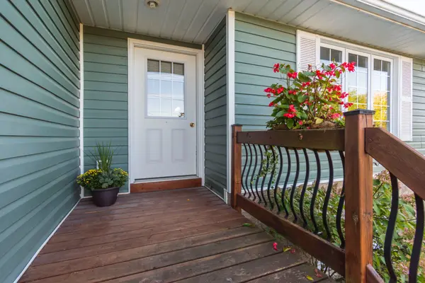 79 Duncan ST, Madoc, ON K0K 2K0