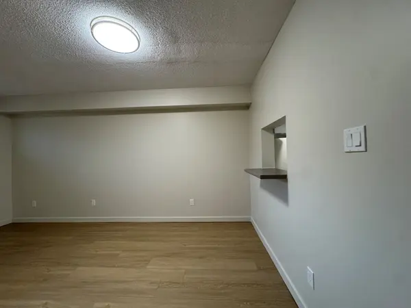 56 Windward ST #108, St. Catharines, ON L2M 7W6